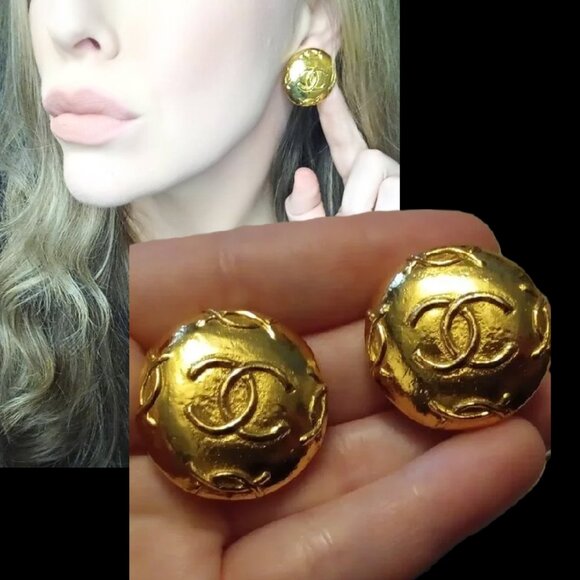 Chanel Vintage Clip on Earrings - Picture 1 of 17
